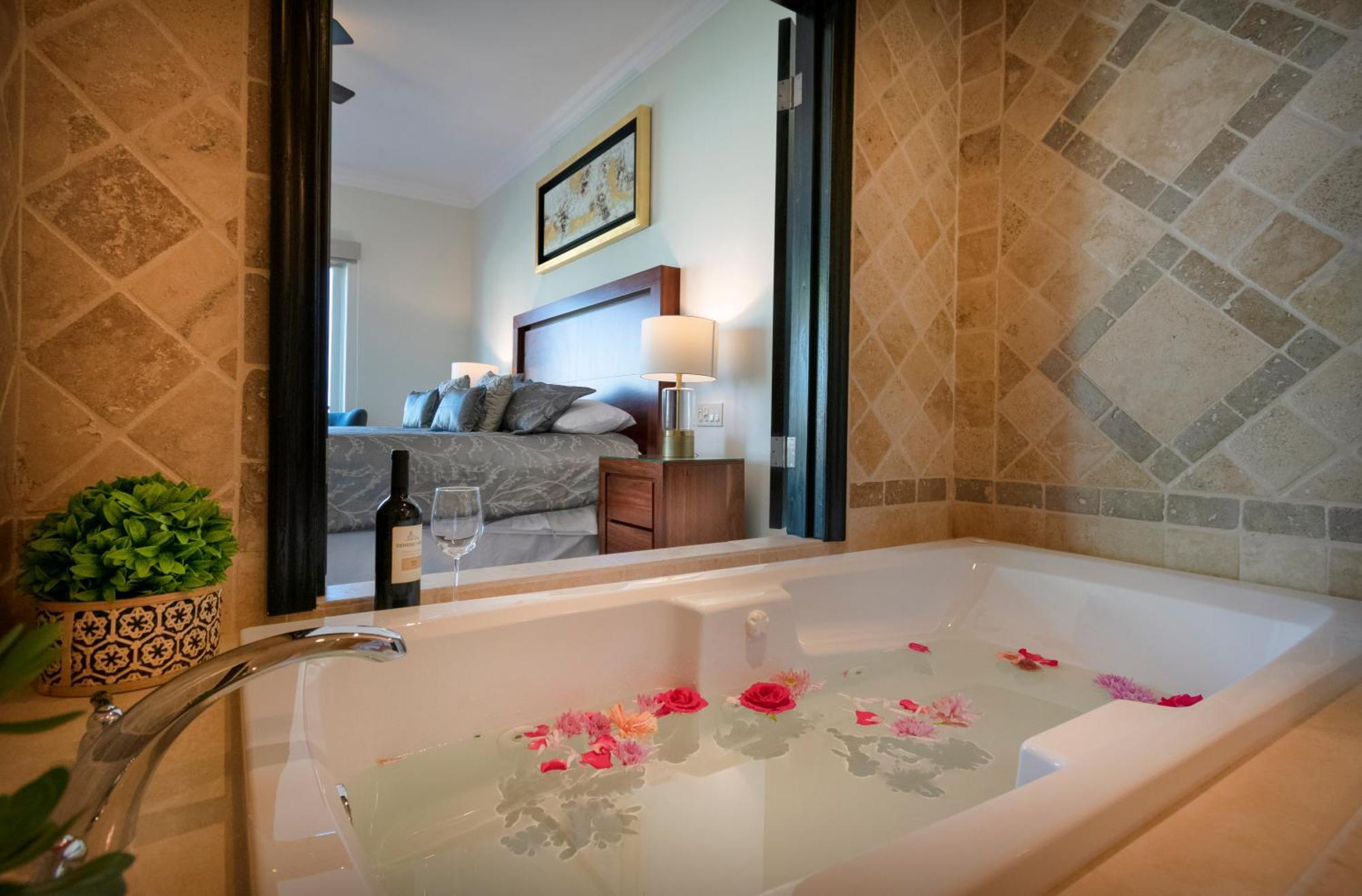 Condo Paraiso - Luxurious New Condo 300Mt From The Beach Cabo San Lucas Ngoại thất bức ảnh